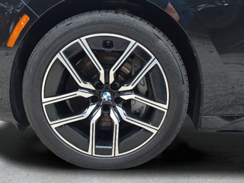 Used 2025 BMW 760i xDrive w/ Executive Package AWD/4WD image 66