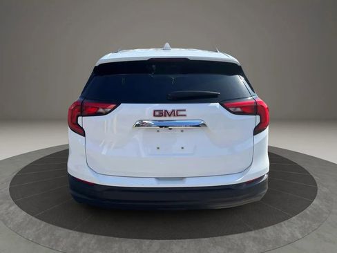 Used 2018 GMC Terrain SLE w/ Driver Convenience Package FWD image 6