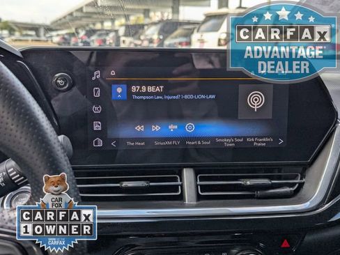 Used 2024 Chevrolet Trax RS w/ Sunroof Package image 10