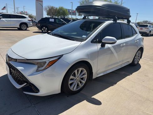 Used 2024 Toyota Corolla SE image 1