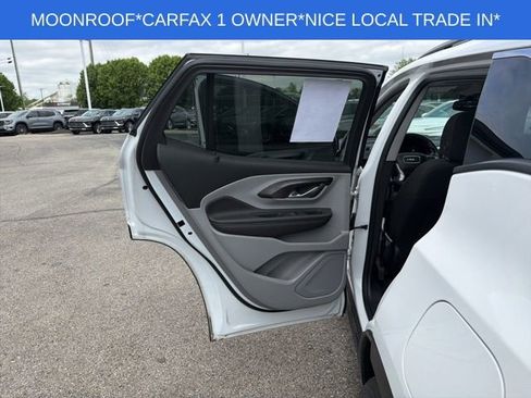 Used 2023 GMC Terrain SLE w/ Driver Convenience Package FWD image 23