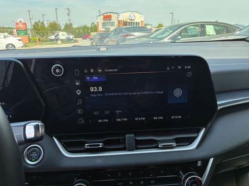 Used 2025 Chevrolet Equinox LT image 21