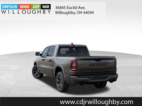 New 2026 RAM 1500 4x4 Crew Cab image 3