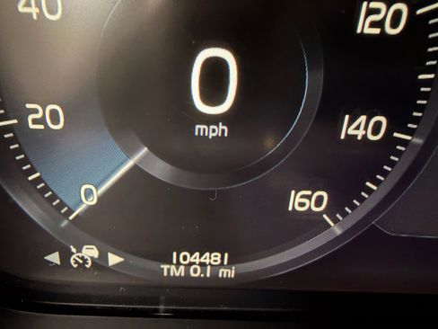 Used 2018 Volvo XC90 T6 Inscription w/ Convenience Package image 19