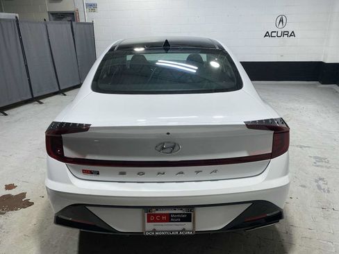 Used 2023 Hyundai Sonata SEL w/ Convenience Package FWD image 5