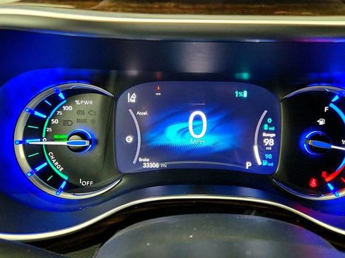 Used 2022 Chrysler Pacifica Pinnacle image 15