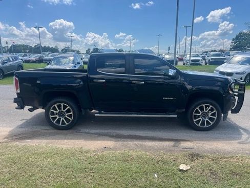 Used 2017 GMC Canyon Denali AWD/4WD image 4