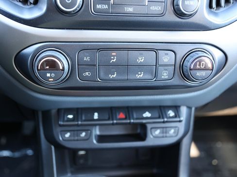 Certified 2016 Chevrolet Colorado Z71 image 24