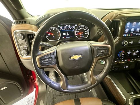 Used 2021 Chevrolet Silverado 1500 High Country w/ Technology Package image 11