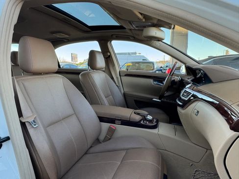 Used 2009 Mercedes-Benz S 550 image 18