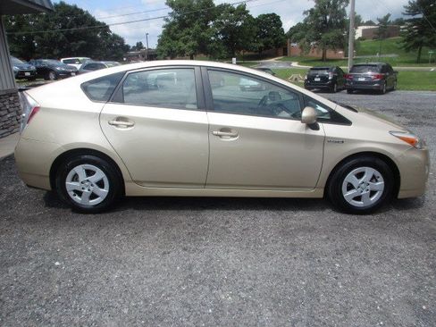 Used 2011 Toyota Prius Two FWD image 9
