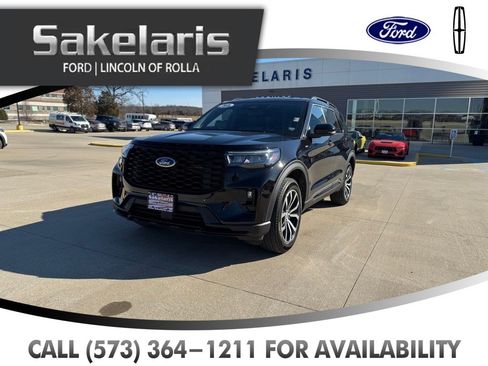 Certified 2025 Ford Explorer ST-Line AWD/4WD image 1