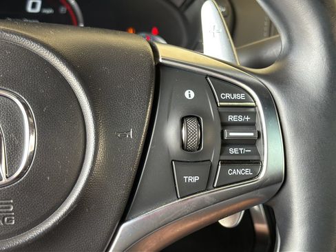 Used 2018 Acura NSX AWD/4WD image 17