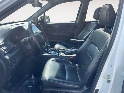 Used 2020 Honda Pilot Touring image 7