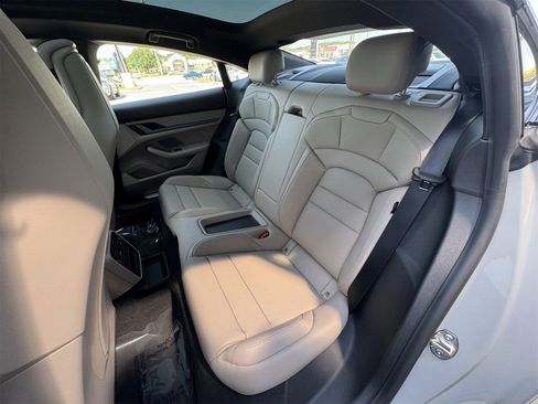 New 2025 Porsche Taycan image 15