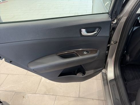 Used 2018 Kia Optima EX w/ Technology Package image 11