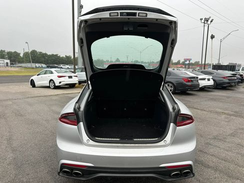 Used 2018 Kia Stinger RWD image 18