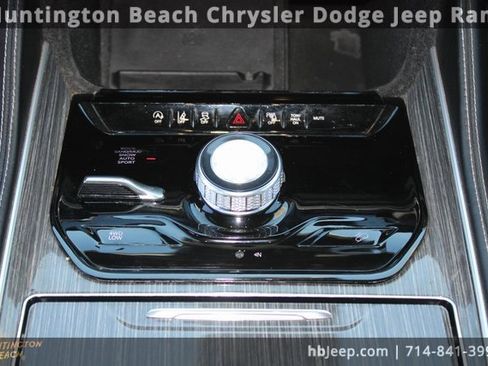 Used 2022 Jeep Wagoneer Series III image 19