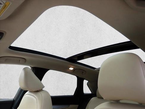 Used 2021 INFINITI QX50 Luxe AWD/4WD image 15