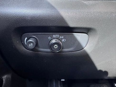 Used 2023 Chevrolet Traverse LS w/ Safety Package AWD/4WD image 34
