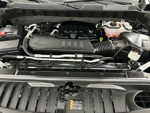 Used 2026 Chevrolet Silverado 1500 LT AWD/4WD image 30