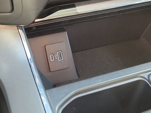 Used 2023 Ford F150 Lariat image 30