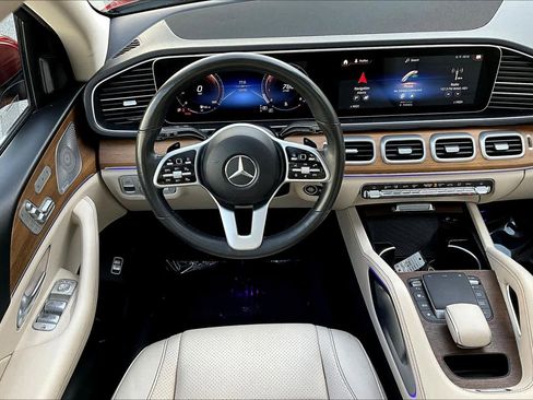 Used 2021 Mercedes-Benz GLE 350 4MATIC w/ Premium Package image 5