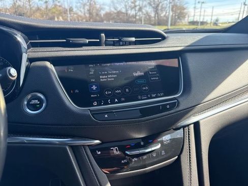 Used 2023 Cadillac XT5 Sportv image 16