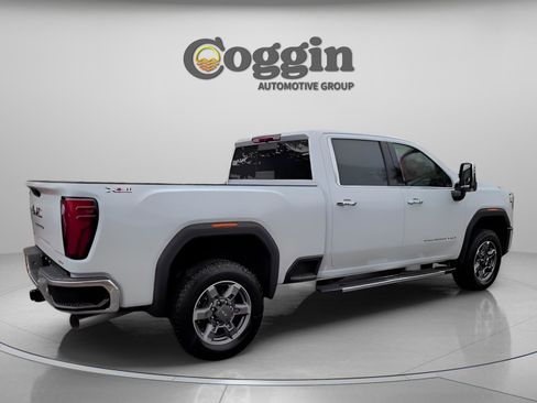 New 2026 GMC Sierra 3500 SLT w/ SLT Premium Package image 12