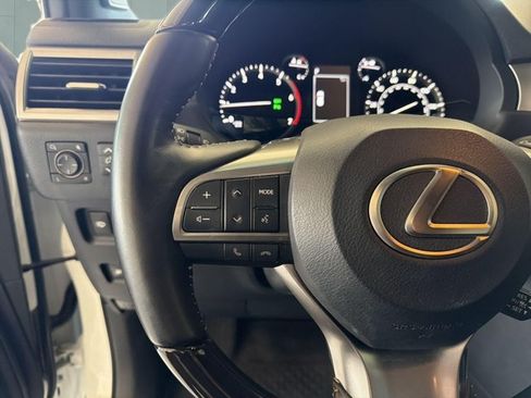 Certified 2022 Lexus GX 460 Premium AWD/4WD image 15