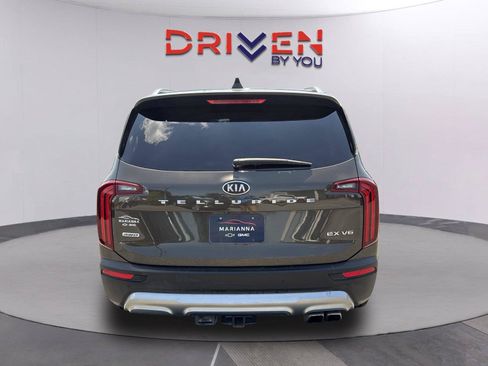 Used 2020 Kia Telluride EX w/ EX Premium Package AWD/4WD image 5