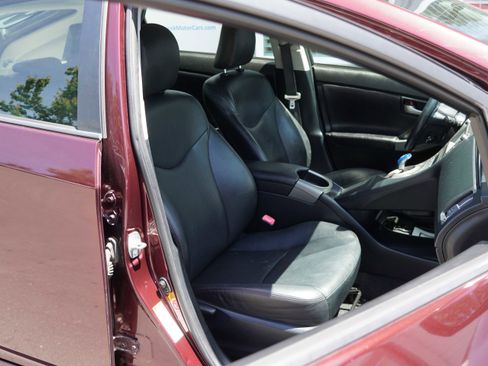 Used 2013 Toyota Prius Persona Series FWD image 33