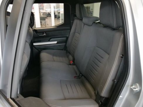 Used 2024 Toyota Tacoma TRD Off-Road image 12