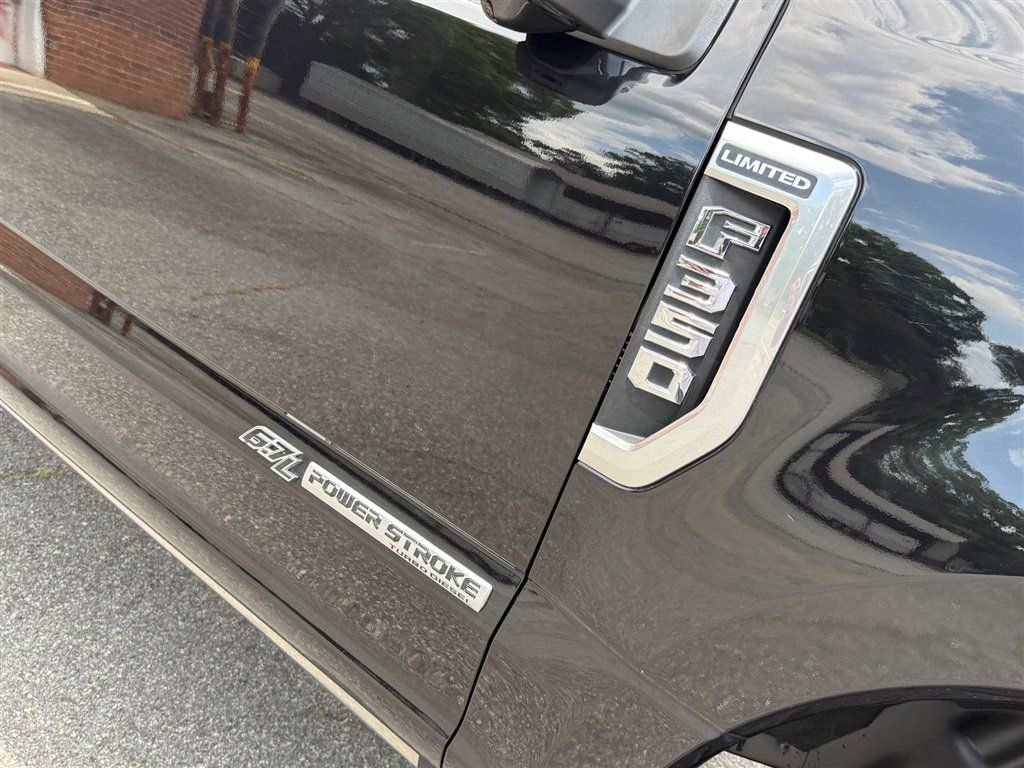Used 2019 Ford F350 Limited w/ FX4 Off-Road Package AWD/4WD image 29