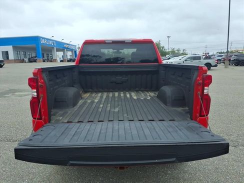 Used 2019 Chevrolet Silverado 1500 Custom Trail Boss w/ Custom Convenience Package AWD/4WD image 9