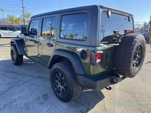 Used 2020 Jeep Wrangler Unlimited Sport AWD/4WD image 12