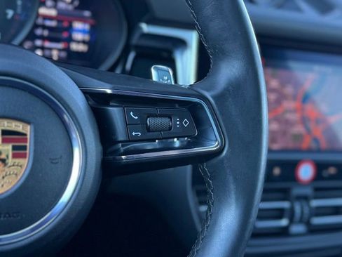 Certified 2022 Porsche Macan image 21