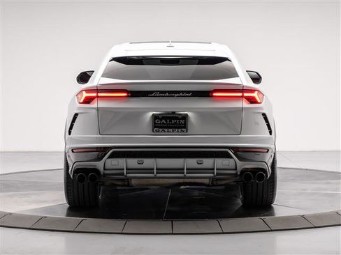 Used 2019 Lamborghini Urus image 4