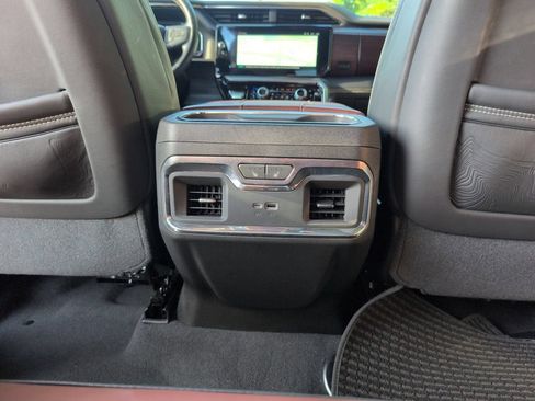 Used 2023 GMC Sierra 1500 Denali Ultimate AWD/4WD image 34