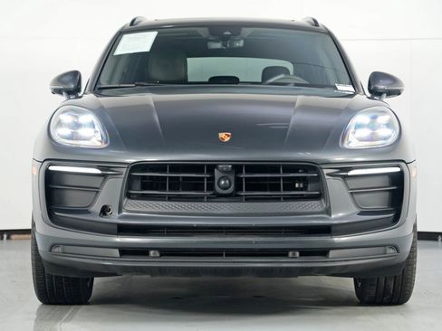 Used 2023 Porsche Macan image 7
