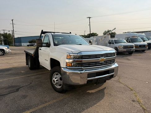 Used 2017 Chevrolet Silverado 3500 W/T RWD image 7