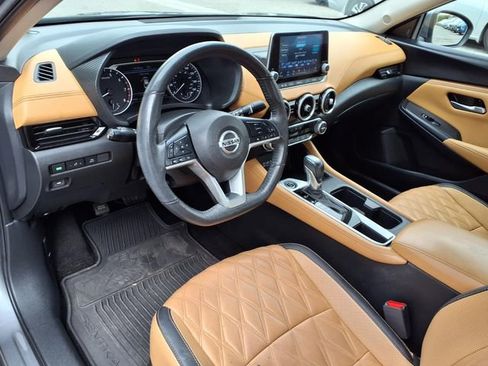 Used 2023 Nissan Sentra SV w/ SV Premium Package FWD image 27
