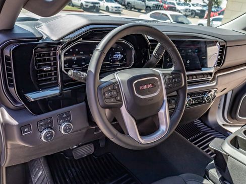 Used 2025 GMC Sierra 1500 Elevation w/ X31 Off-Road Package AWD/4WD image 10