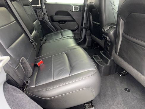 Used 2023 Jeep Wrangler Altitude image 38