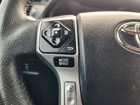 Used 2017 Toyota 4Runner SR5 Premium RWD image 27