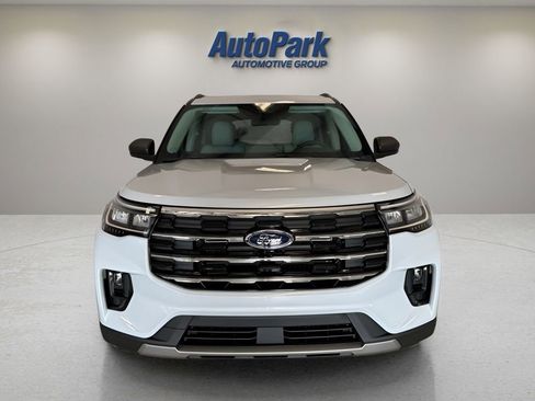 New 2026 Ford Explorer Active AWD/4WD image 2