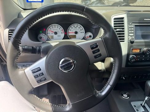 Used 2020 Nissan Frontier PRO-4X w/ Pro-4x Utility Package AWD/4WD image 16