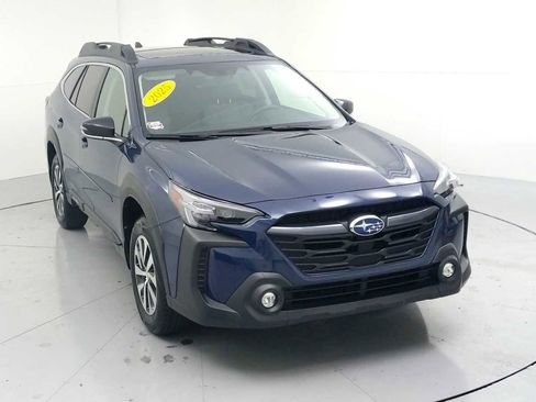 Certified 2025 Subaru Outback Premium image 1