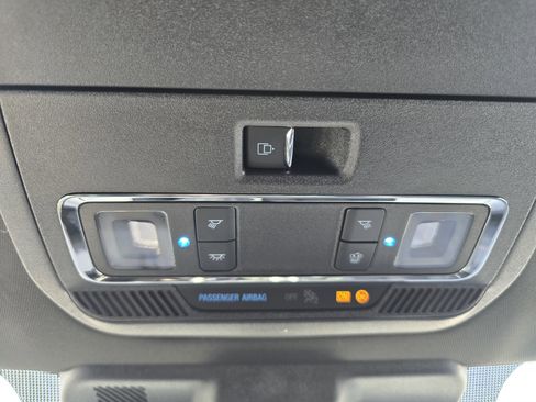 Used 2024 Ford F250 Platinum image 39