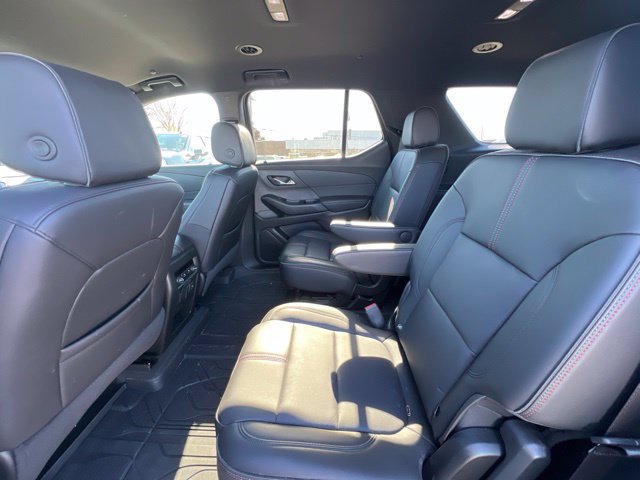 Used 2023 Chevrolet Traverse RS w/ LPO, Floor Liner Package AWD/4WD image 18